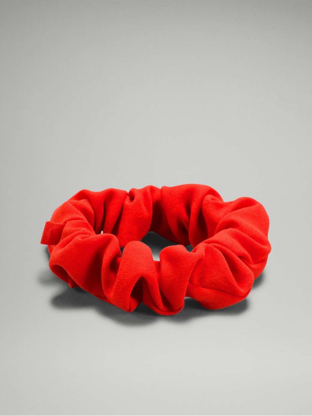 NWT lululemon Uplifting Scrunchie Autumn Red ATRD (first release) One Size O/S